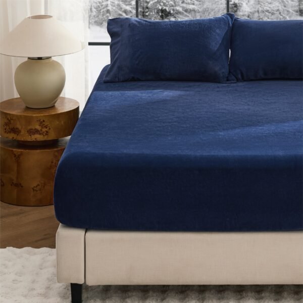 220 gsm anti static flannel fitted sheet navy blue / queen