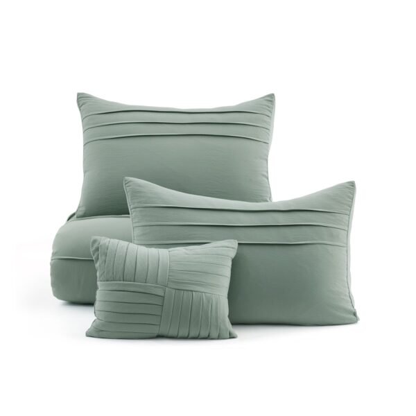 pinch pleat comforter set sage green / cal king